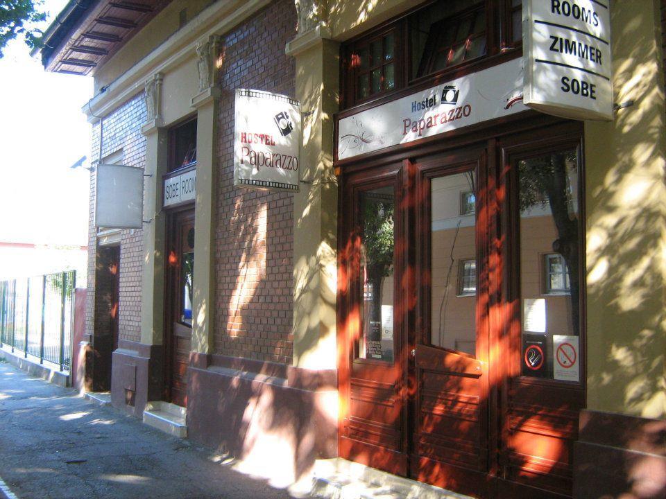Hostel Paparazzo & Apartmens Kikinda Exterior foto